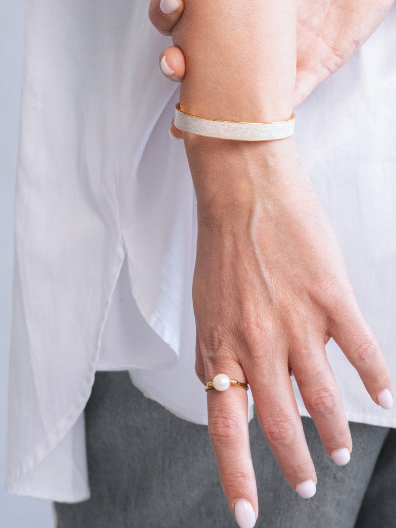 Sarah Anne Mccracken NYC Ivory/Cream Gold Bangle - Image 2