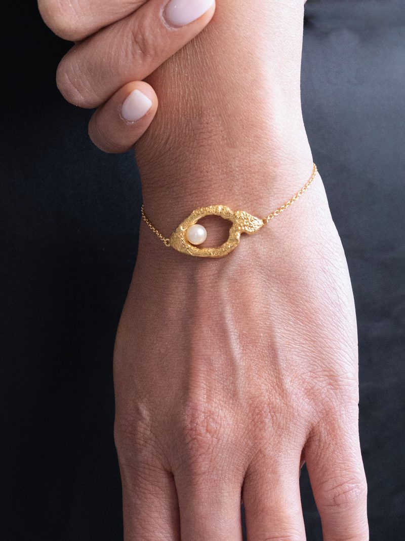 Sarah Anne Mccracken NYC Gold Bracelet - Image 2