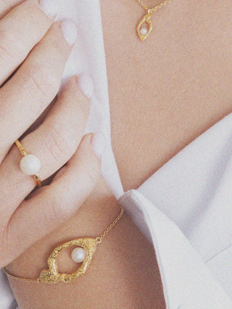 Sarah Anne Mccracken NYC Gold Bracelet - Image 3