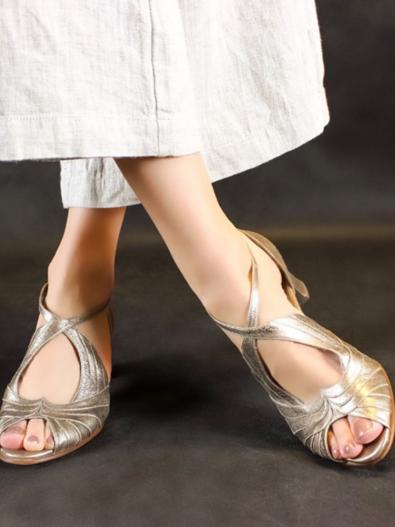 Singular By Tainara Cruvinel Metallic Mid Heel Sandal - Image 4