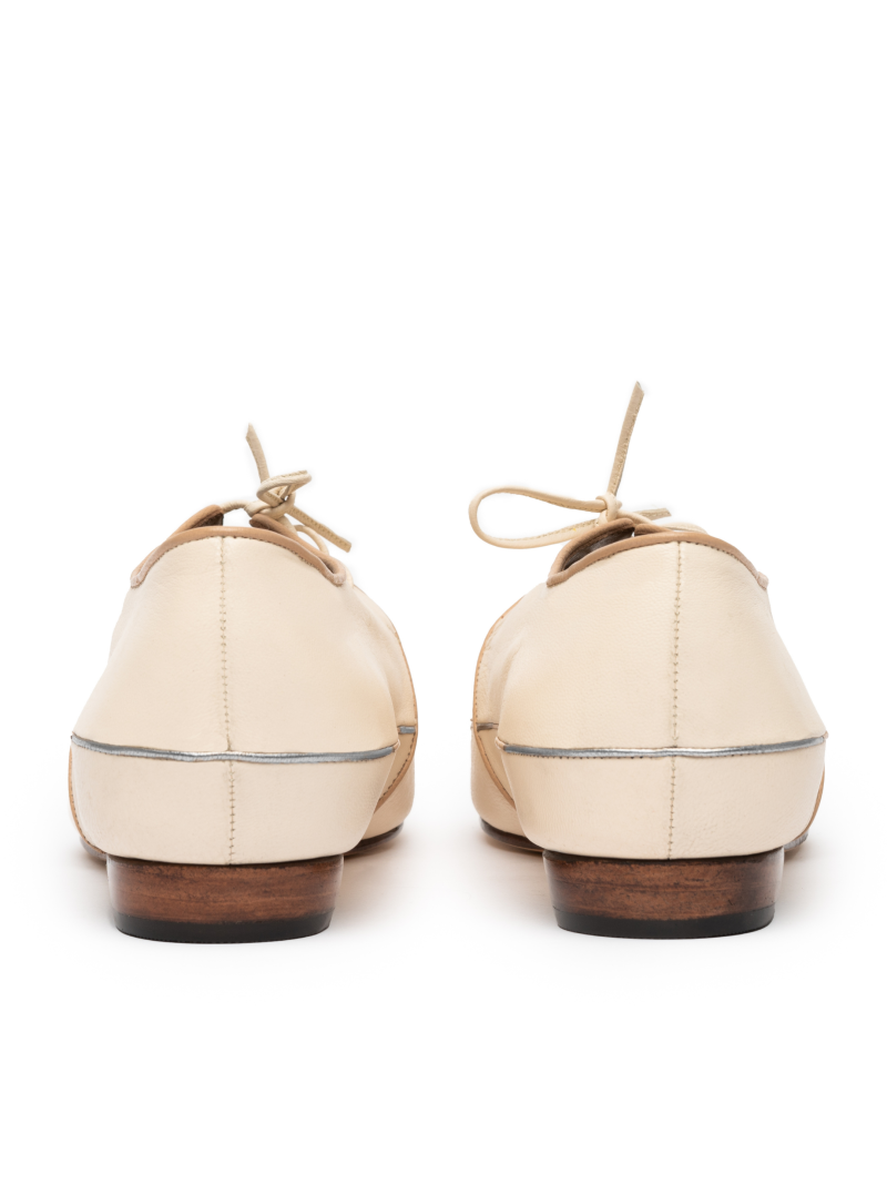 Singular By Tainara Cruvinel Ivory/Cream Oxfords Flat - Image 3
