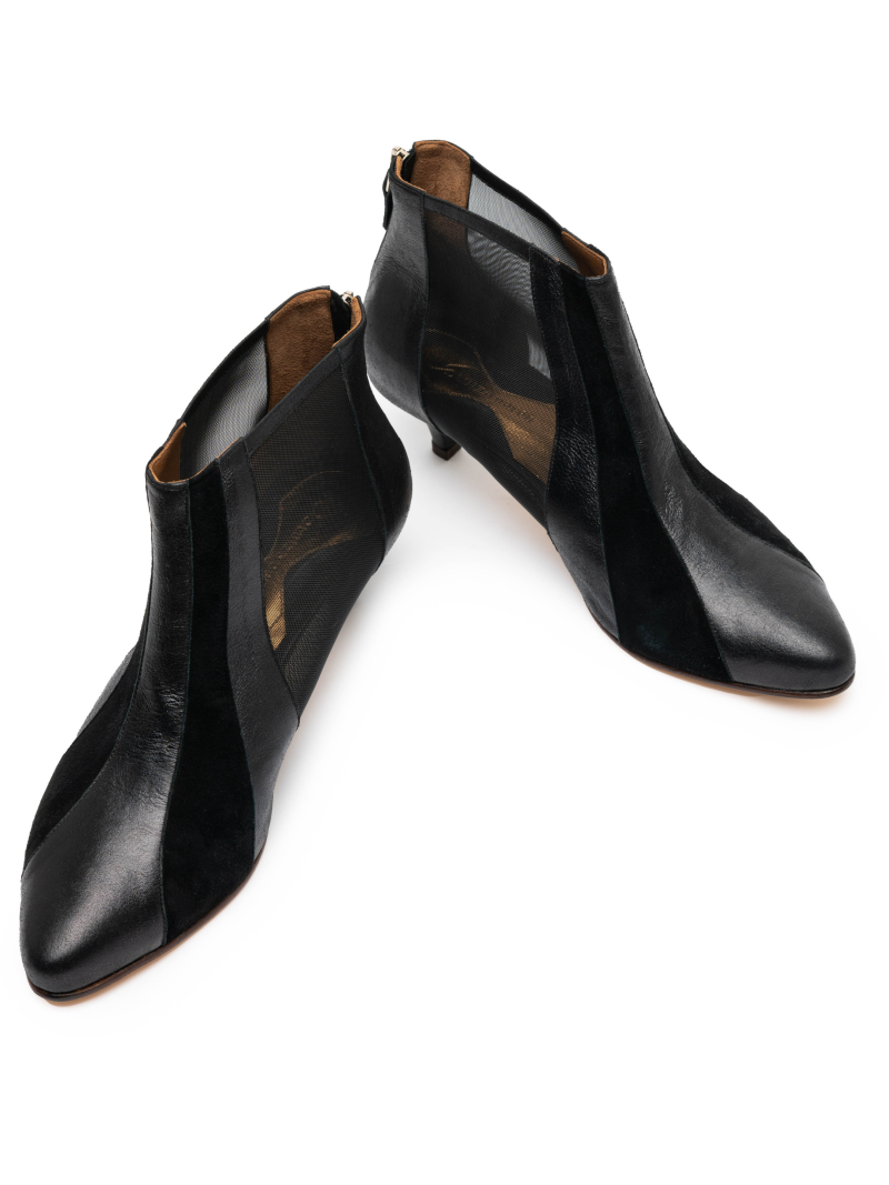Singular By Tainara Cruvinel Black Ankle Boot - Image 2
