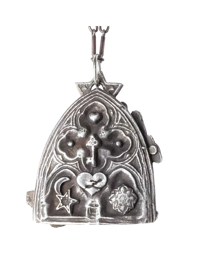 Heart Of Zena Necklace - Image 3