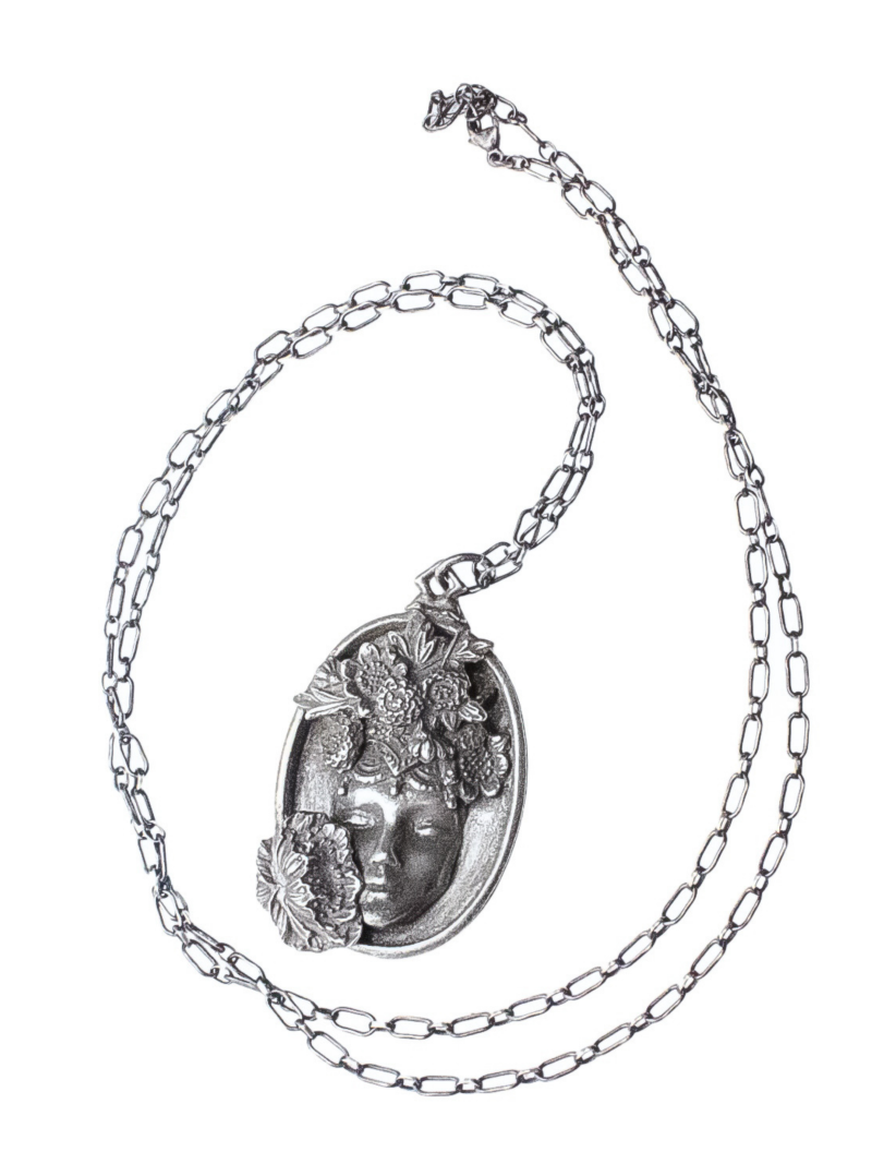 Heart Of Zena Silver Necklace - Image 3