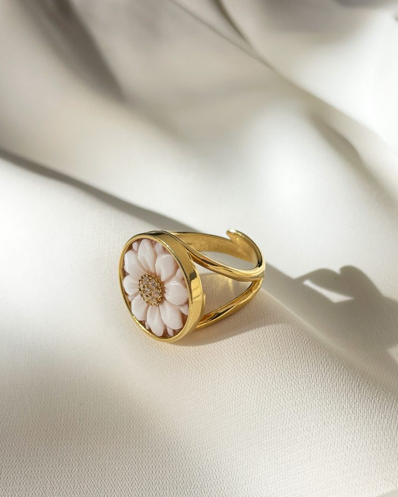 Studio Dust To Gold Italy Josephine Cameo Ring - Image 7