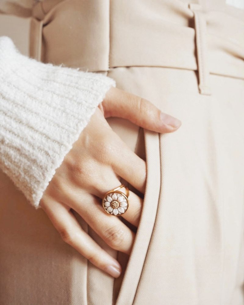 Studio Dust To Gold Italy Josephine Cameo Ring - Image 10