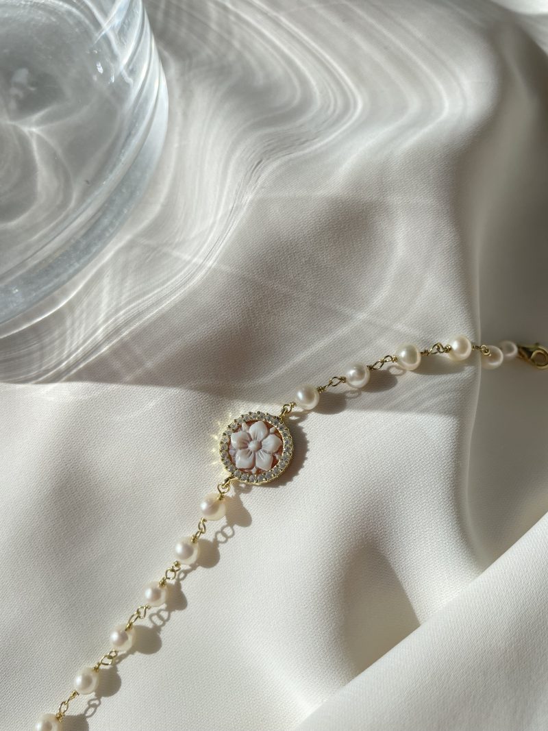 Studio Dust To Gold Annabelle Cameo & Freshwater Bracelet - Image 7