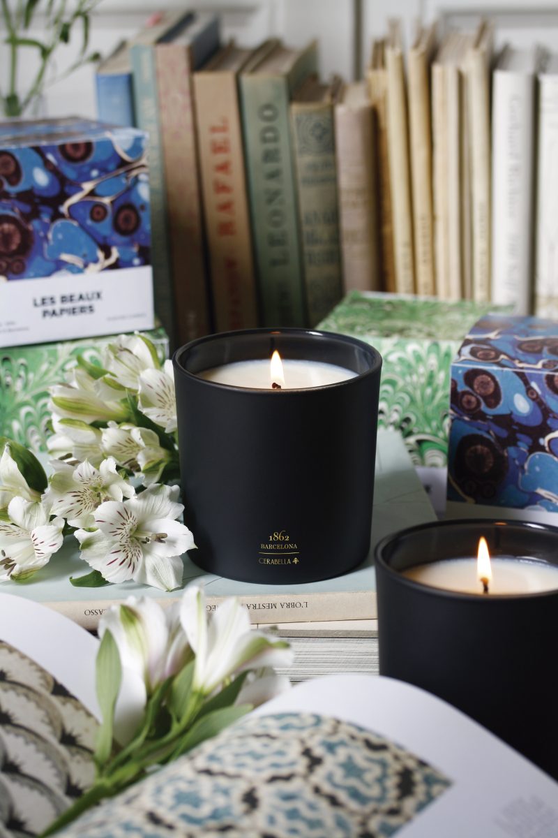 Cerabella Les Beaux Papiers Green Candle - Image 2