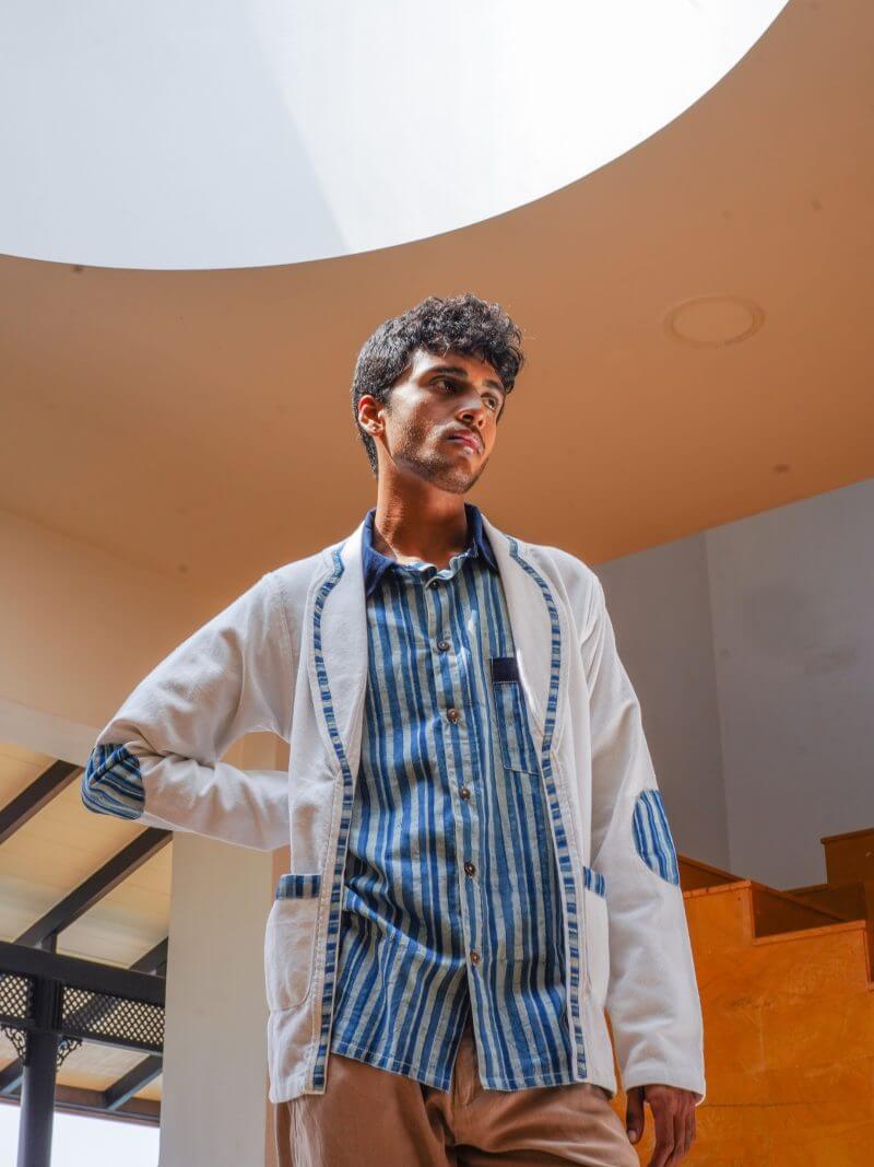 Jiwya Baadal Unisex Jacket